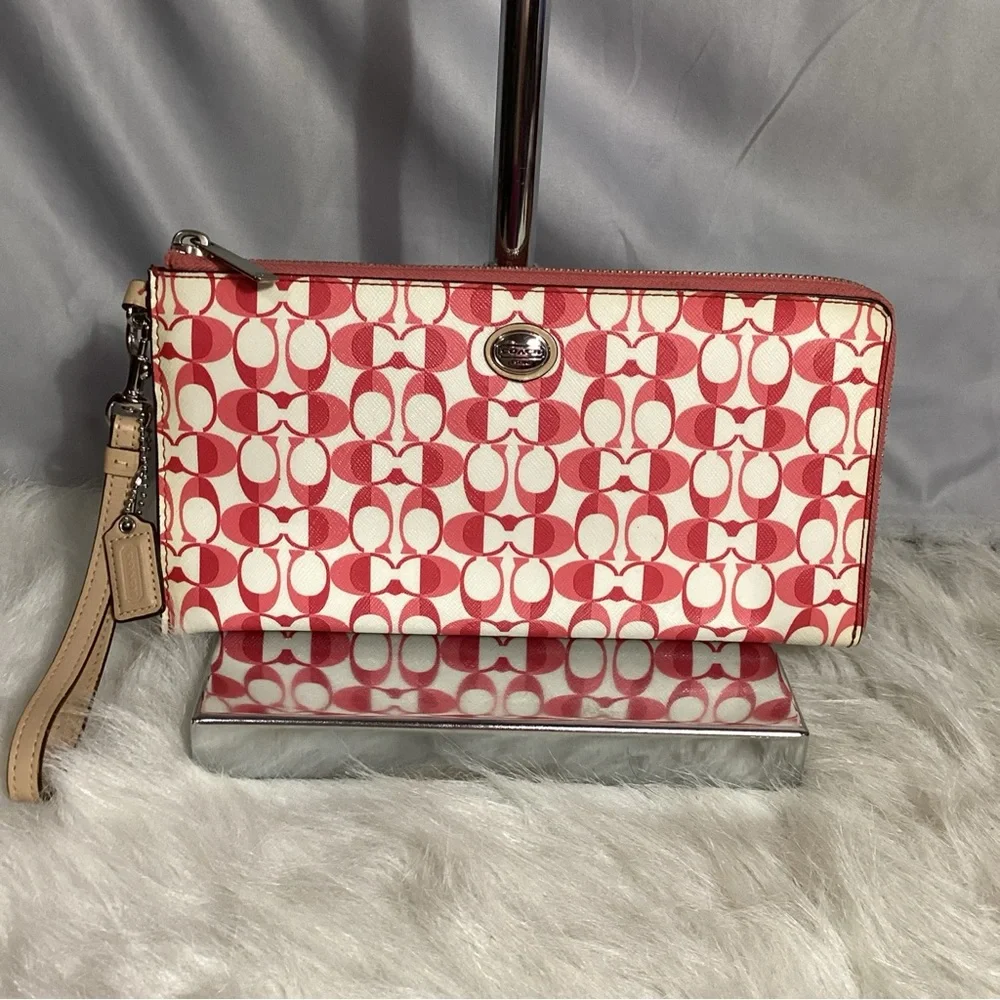 XL Coach Coated Canvas Sig C Wristlet Clutch Bag Phone Ready EUC